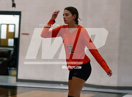 Thumbnail 2 in Grand Saline vs Fruitvale photogallery.