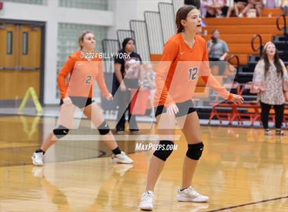 Thumbnail 3 in Grand Saline vs Fruitvale photogallery.