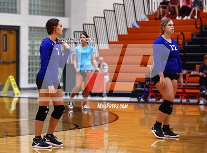 Thumbnail 3 in Grand Saline vs Fruitvale photogallery.