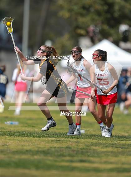 Thumbnail 3 in Redondo Union vs Royal (Rose Bowl Jamboree) photogallery.