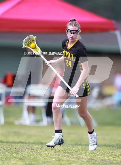 Thumbnail 3 in Redondo Union vs Royal (Rose Bowl Jamboree) photogallery.