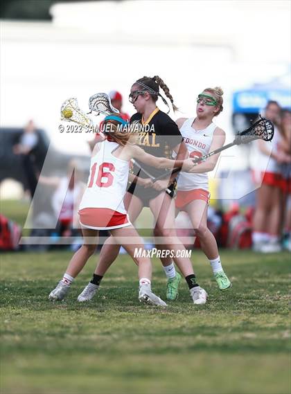 Thumbnail 1 in Redondo Union vs Royal (Rose Bowl Jamboree) photogallery.