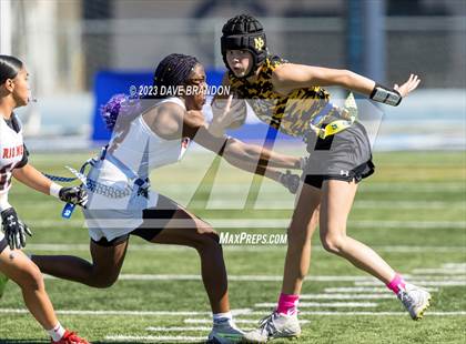Thumbnail 3 in Newbury Park vs. Rio Mesa (Ventura County Championships) photogallery.
