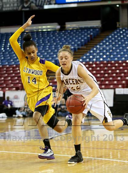 Thumbnail 2 in St. Francis vs. Lynwood (CIF State D2 Final) photogallery.