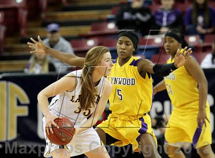 Thumbnail 3 in St. Francis vs. Lynwood (CIF State D2 Final) photogallery.