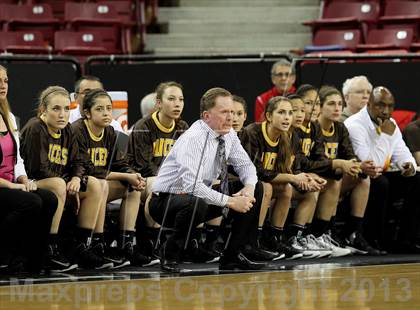 Thumbnail 1 in St. Francis vs. Lynwood (CIF State D2 Final) photogallery.