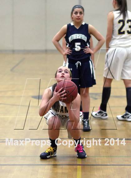 Thumbnail 3 in Wethersfield @ RHAM (CIAC Class L 1st Round) photogallery.