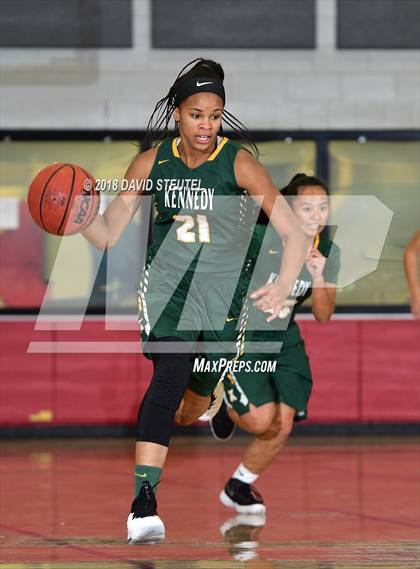 Thumbnail 3 in Kennedy vs. Liberty  (Trojan Clash) photogallery.
