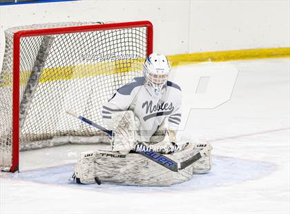 Thumbnail 2 in Hotchkiss School vs. Noble & Greenough (Flood Marr Tournament - 3rd place) photogallery.