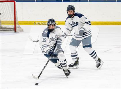 Thumbnail 3 in Hotchkiss School vs. Noble & Greenough (Flood Marr Tournament - 3rd place) photogallery.
