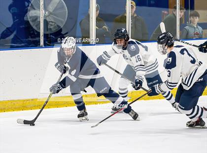 Thumbnail 1 in Hotchkiss School vs. Noble & Greenough (Flood Marr Tournament - 3rd place) photogallery.