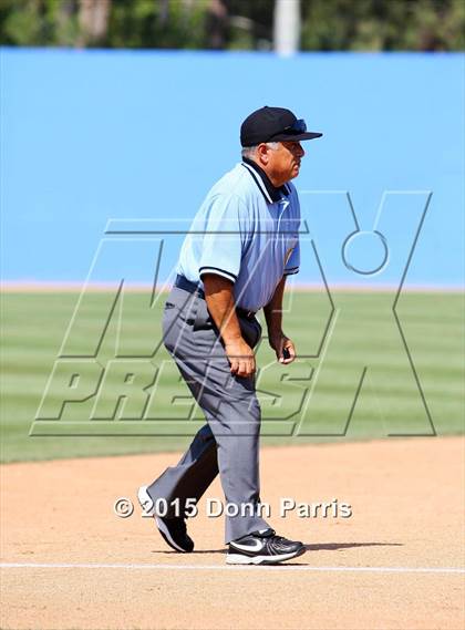 Thumbnail 2 in Flintridge Prep vs. St. Anthony (CIF SS D6 Final) photogallery.