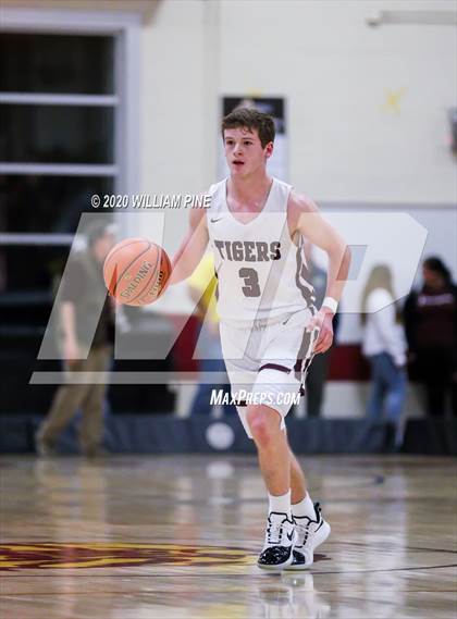 Thumbnail 1 in Pine Bush vs. Kingston (Section 9 Class AA Semifinal)  photogallery.