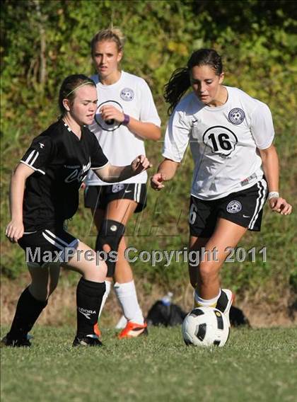 Thumbnail 2 in Sevier County vs Knoxville Central (Sevier County Invitational) photogallery.