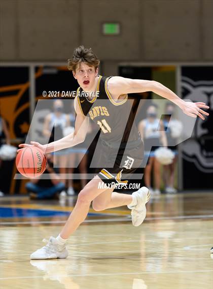 Thumbnail 2 in Westlake vs. Davis (UHSAA 6A Final) photogallery.