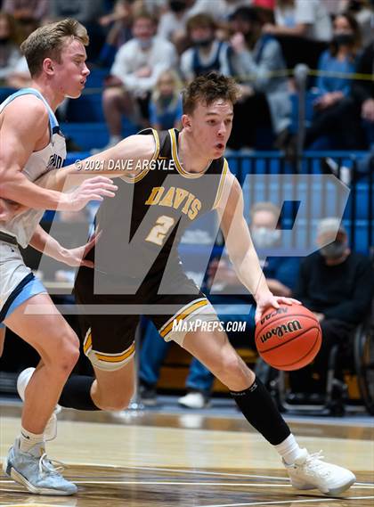 Thumbnail 3 in Westlake vs. Davis (UHSAA 6A Final) photogallery.