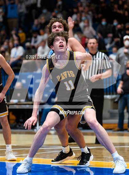 Thumbnail 1 in Westlake vs. Davis (UHSAA 6A Final) photogallery.
