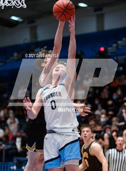 Thumbnail 3 in Westlake vs. Davis (UHSAA 6A Final) photogallery.