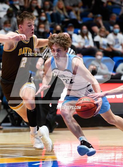 Thumbnail 1 in Westlake vs. Davis (UHSAA 6A Final) photogallery.