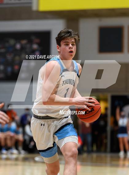 Thumbnail 3 in Westlake vs. Davis (UHSAA 6A Final) photogallery.