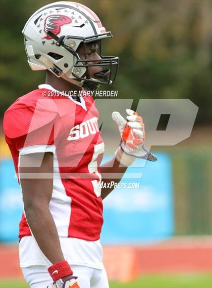 Thumbnail 2 in 65th FACA North-South All-Star Football Classic photogallery.