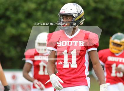 Thumbnail 3 in 65th FACA North-South All-Star Football Classic photogallery.