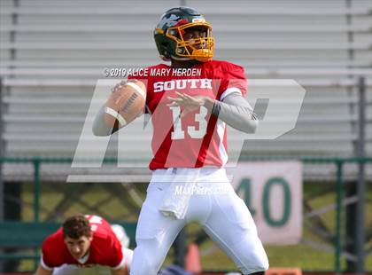 Thumbnail 1 in 65th FACA North-South All-Star Football Classic photogallery.
