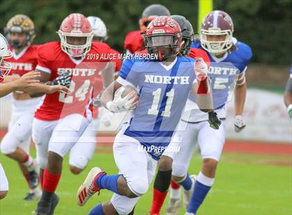 Thumbnail 1 in 65th FACA North-South All-Star Football Classic photogallery.