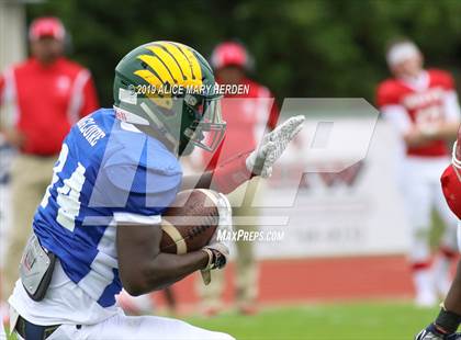 Thumbnail 2 in 65th FACA North-South All-Star Football Classic photogallery.