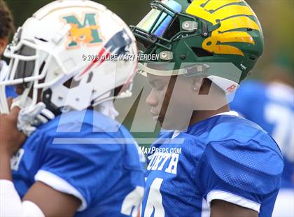 Thumbnail 3 in 65th FACA North-South All-Star Football Classic photogallery.
