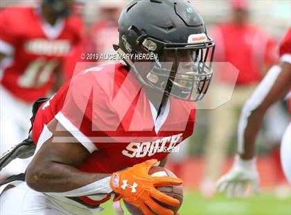 Thumbnail 3 in 65th FACA North-South All-Star Football Classic photogallery.