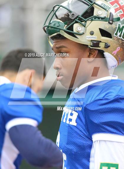 Thumbnail 1 in 65th FACA North-South All-Star Football Classic photogallery.