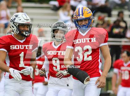 Thumbnail 2 in 65th FACA North-South All-Star Football Classic photogallery.
