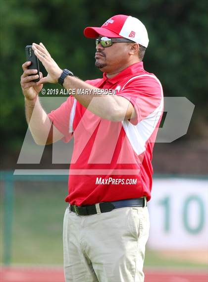 Thumbnail 3 in 65th FACA North-South All-Star Football Classic photogallery.