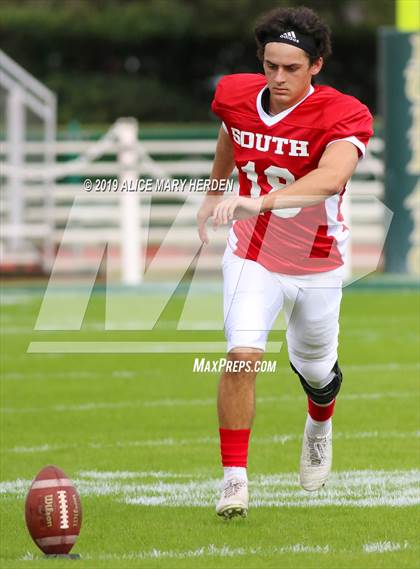 Thumbnail 2 in 65th FACA North-South All-Star Football Classic photogallery.