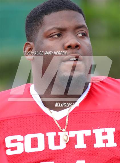 Thumbnail 2 in 65th FACA North-South All-Star Football Classic photogallery.