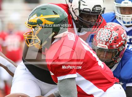 Thumbnail 1 in 65th FACA North-South All-Star Football Classic photogallery.