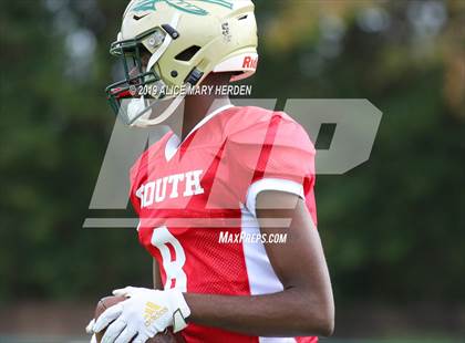 Thumbnail 1 in 65th FACA North-South All-Star Football Classic photogallery.