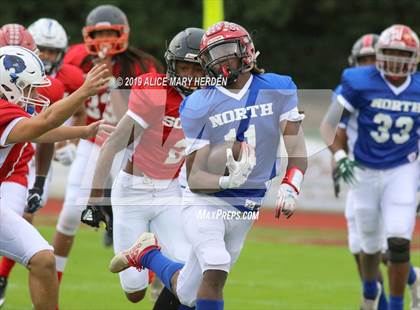 Thumbnail 2 in 65th FACA North-South All-Star Football Classic photogallery.