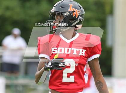 Thumbnail 3 in 65th FACA North-South All-Star Football Classic photogallery.