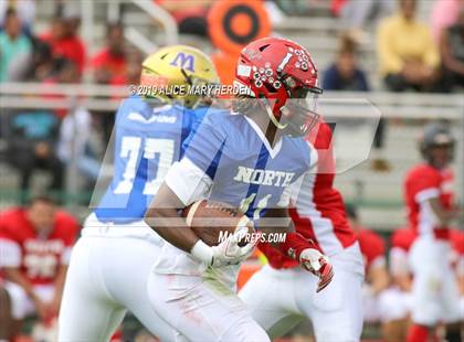 Thumbnail 2 in 65th FACA North-South All-Star Football Classic photogallery.
