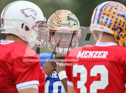 Thumbnail 1 in 65th FACA North-South All-Star Football Classic photogallery.