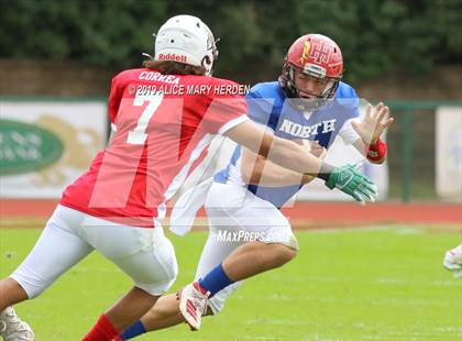 Thumbnail 3 in 65th FACA North-South All-Star Football Classic photogallery.