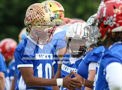 Thumbnail 3 in 65th FACA North-South All-Star Football Classic photogallery.