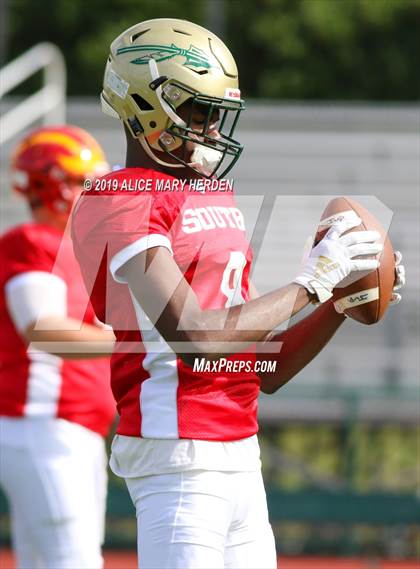 Thumbnail 1 in 65th FACA North-South All-Star Football Classic photogallery.