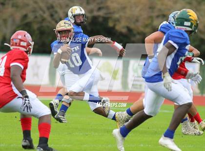 Thumbnail 2 in 65th FACA North-South All-Star Football Classic photogallery.