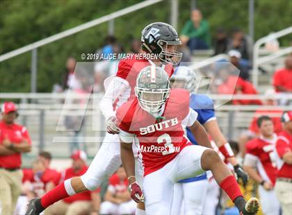 Thumbnail 3 in 65th FACA North-South All-Star Football Classic photogallery.
