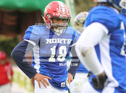 Thumbnail 3 in 65th FACA North-South All-Star Football Classic photogallery.