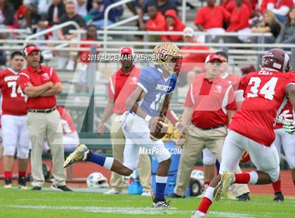 Thumbnail 1 in 65th FACA North-South All-Star Football Classic photogallery.