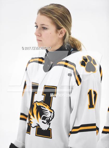 Thumbnail 2 in Amity/North Haven/Cheshire Blades @ Daniel Hand photogallery.